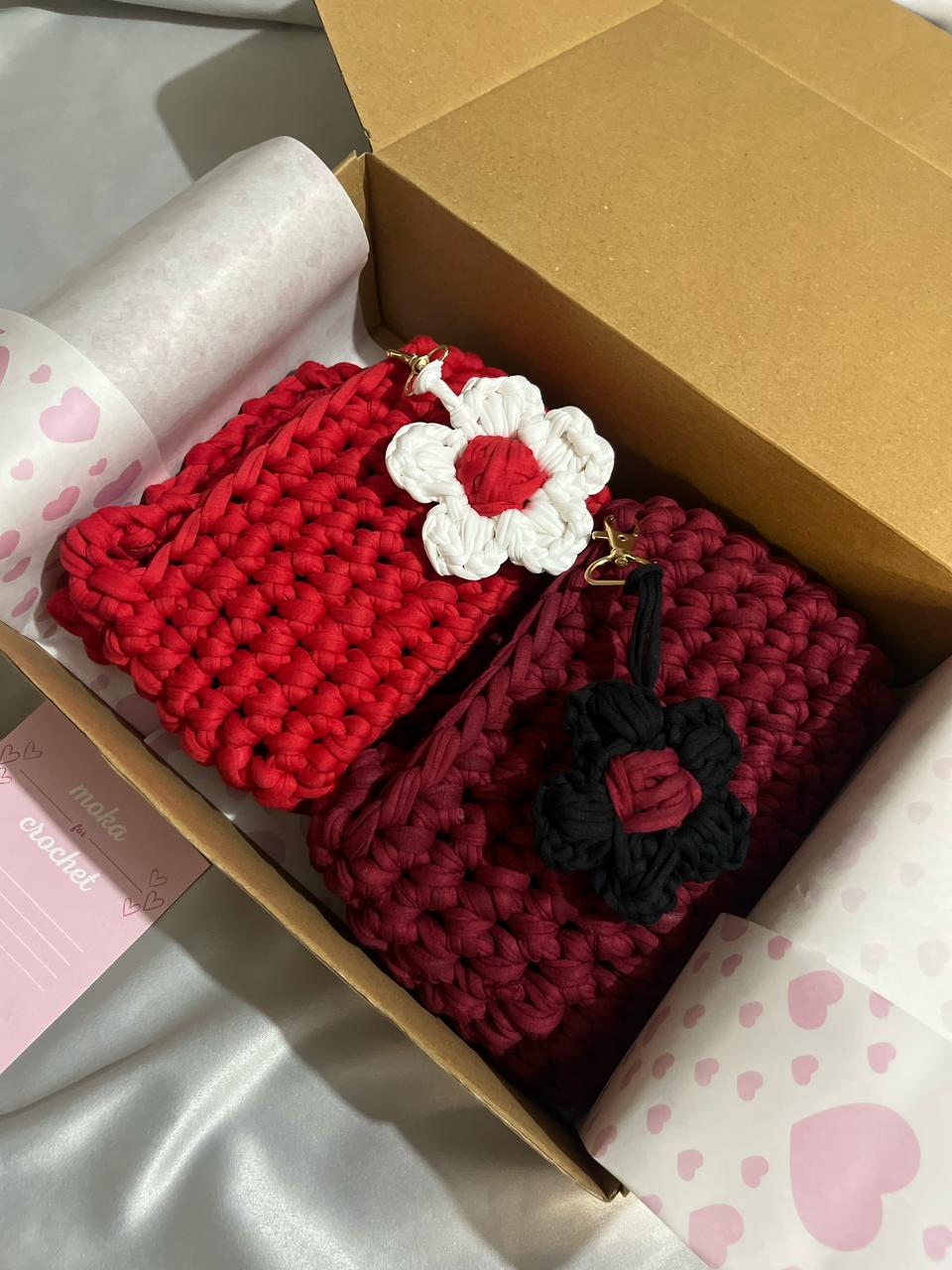 Basic bag with flower