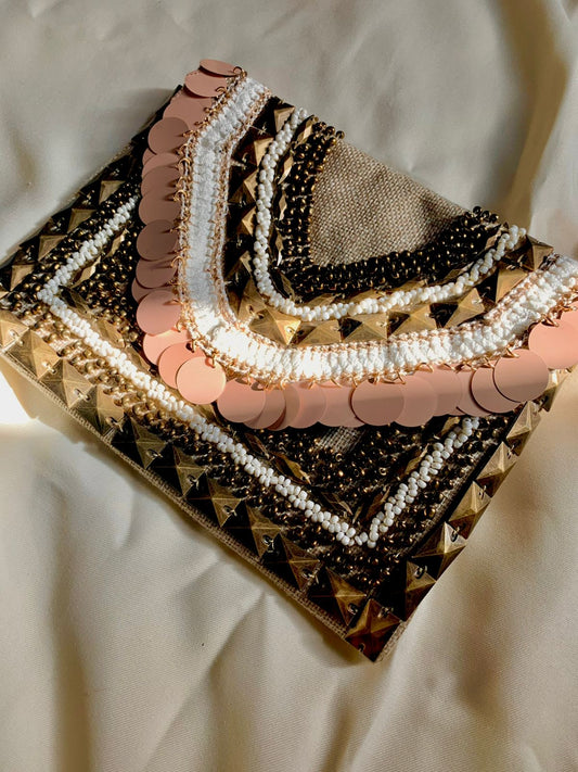 B Clutch Bolt of Beauty